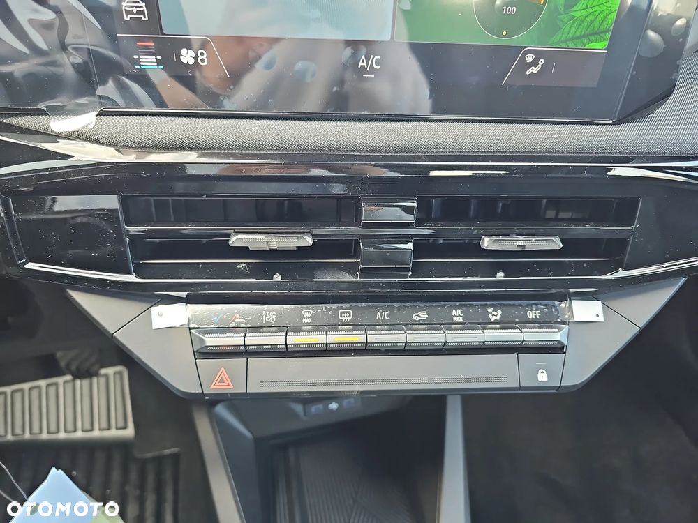 Renault Clio - 17