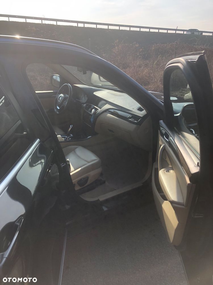 BMW X3 xDrive20d - 14