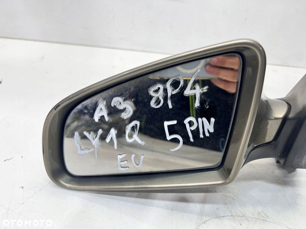 LUSTERKO ZEWNĘTRZNE LEWE AUDI A3 8P SPORTBACK 8P4 LY1Q 5 PIN EU - 2