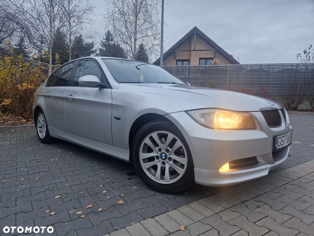 BMW Seria 3 318i Edition Sport - 3