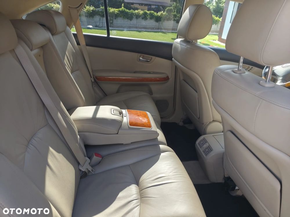 Lexus RX - 7