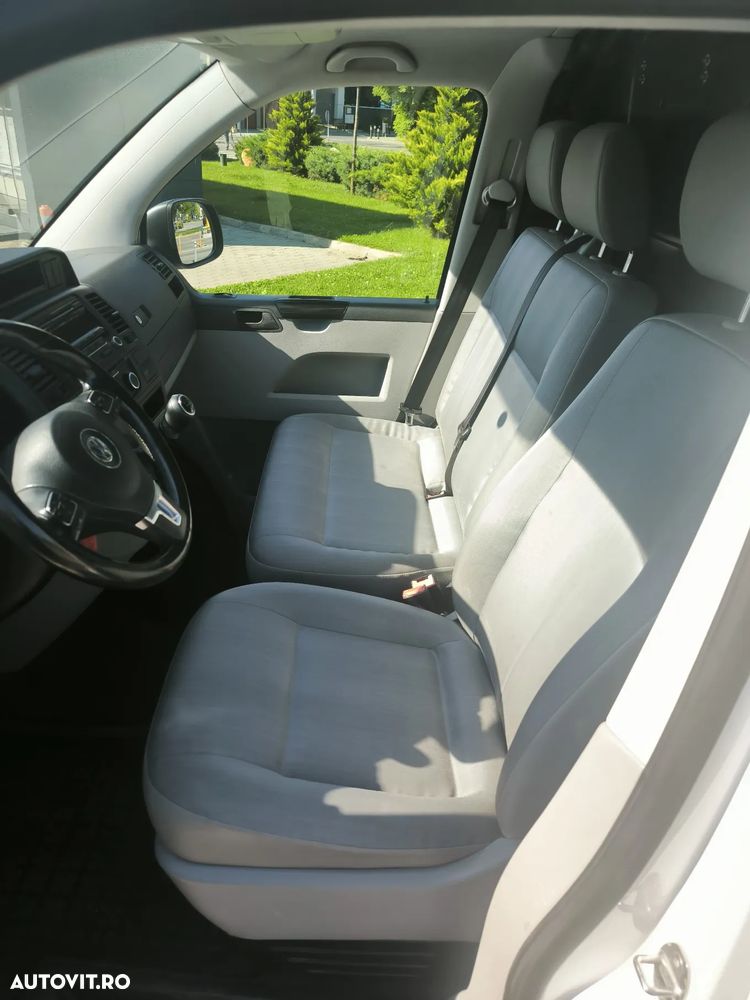 Volkswagen Transporter - 8