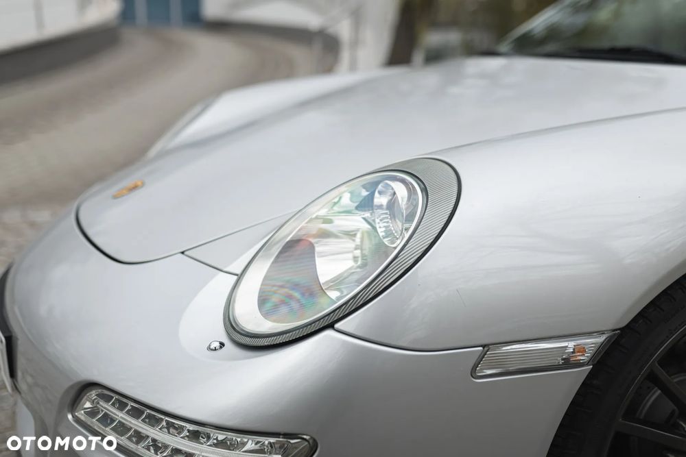 Porsche 911 Carrera Tiptronic S - 6