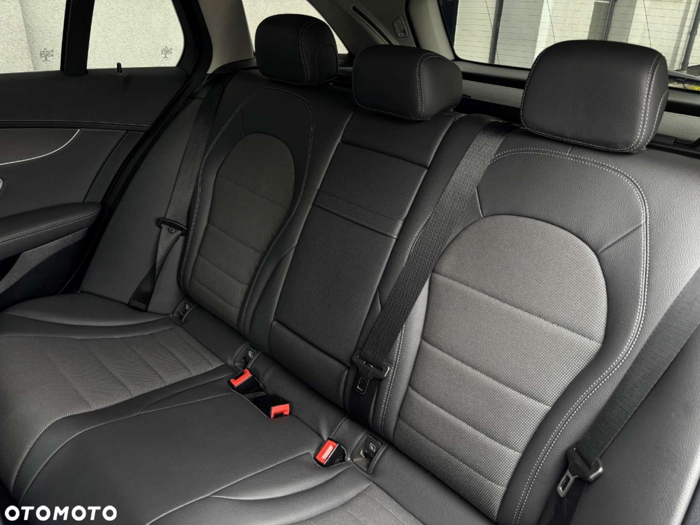 Mercedes-Benz Klasa C 220 d T 9G-TRONIC Avantgarde - 33