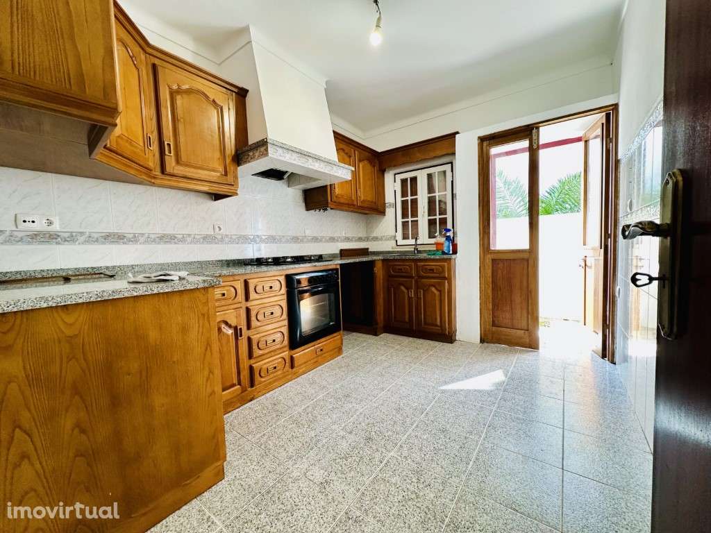 Moradia tipologia T3 - Grande imagem: 2/28