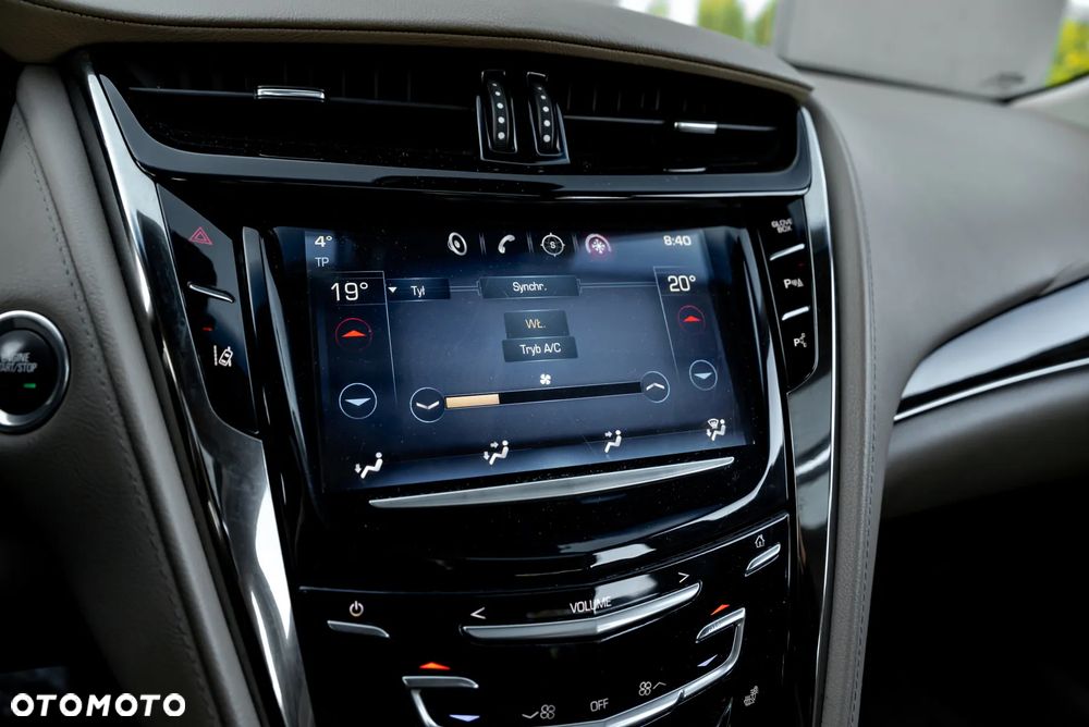 Cadillac CTS - 30