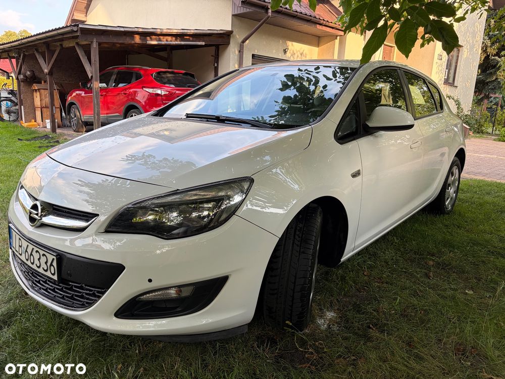 Opel Astra 1.4 Enjoy - 2