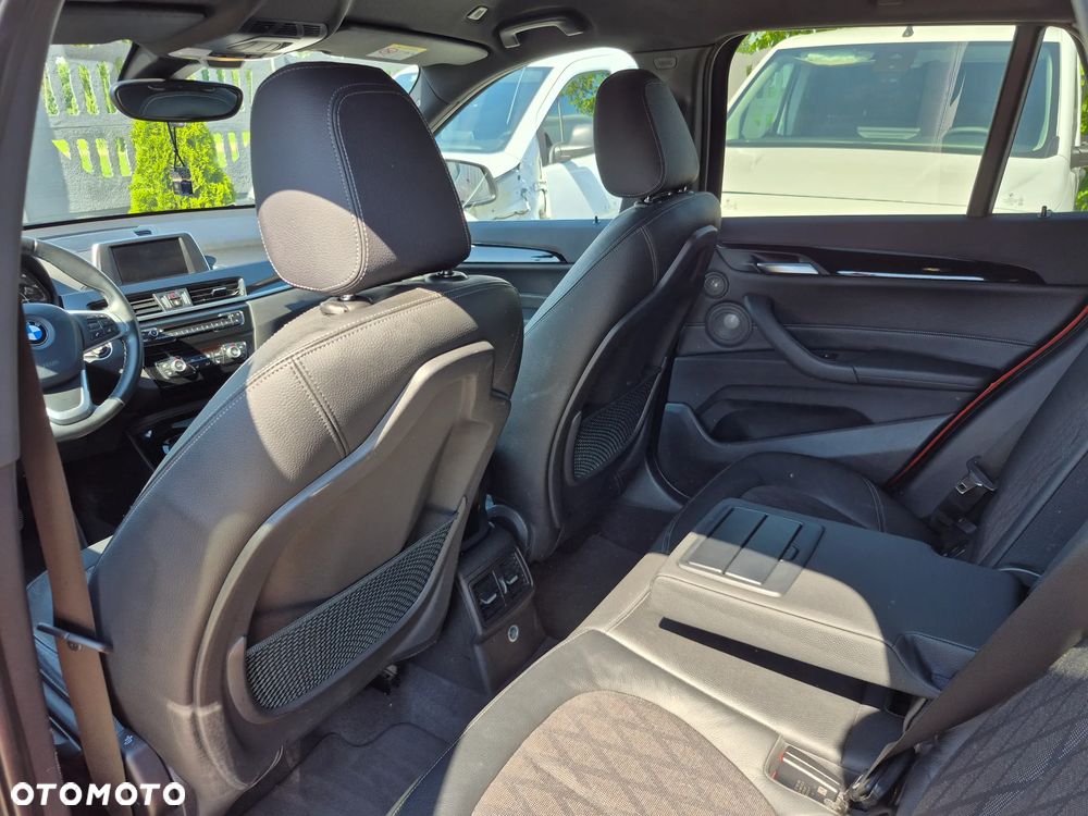 BMW X1 xDrive20i GPF xLine - 15