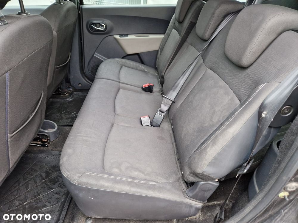 Dacia Lodgy 1.2 TCe Laureate - 15