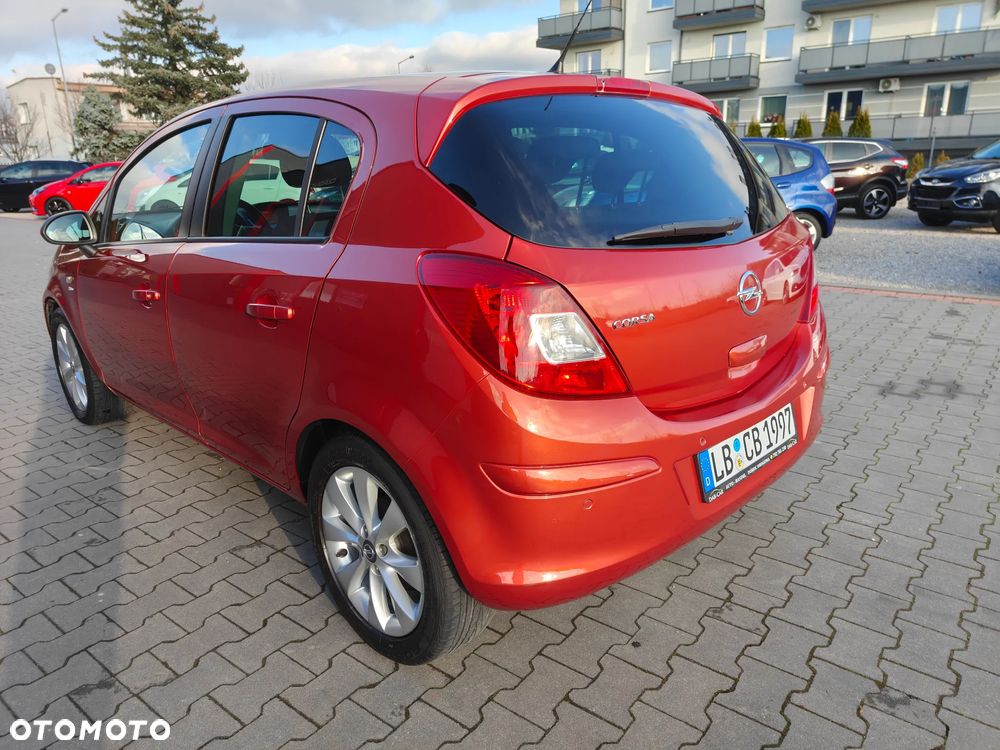 Opel Corsa 1.4 16V Active - 4