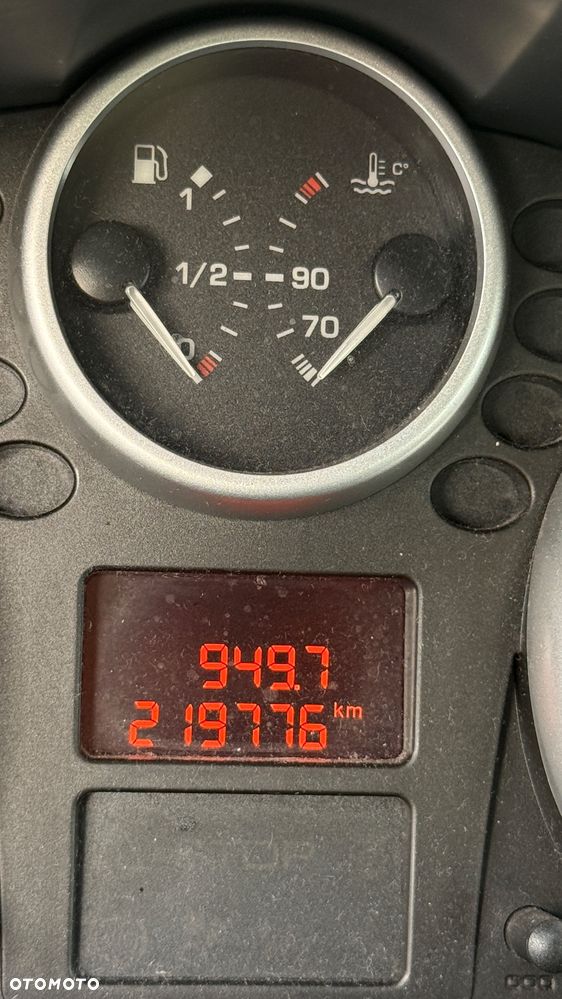 Peugeot 207 1.4 HDi Active - 8