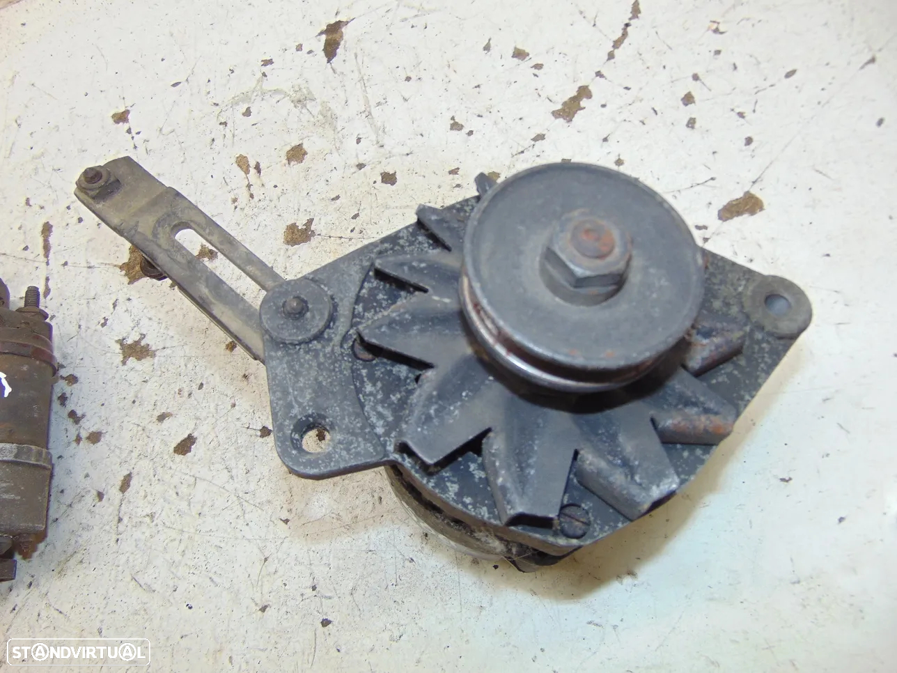 Peugeot 504 motor arranque/Alternador - 3