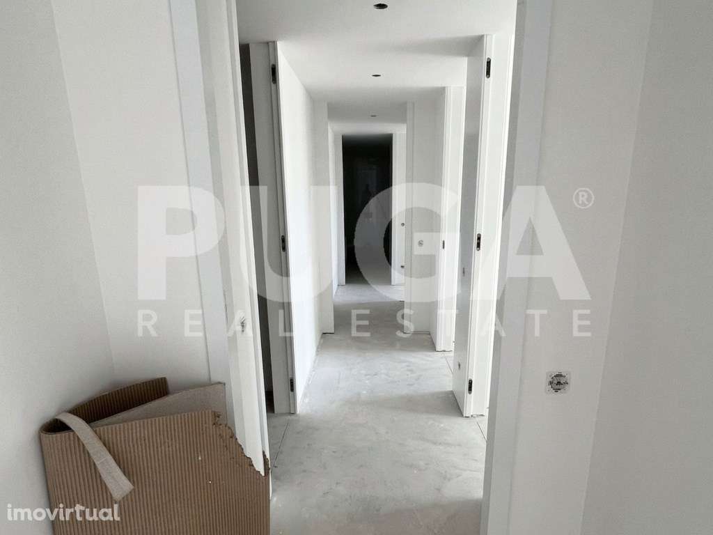 T3 em Canidelo | Arquitetura Contemporânea com Vistas de Mar - Grande imagem: 3/17