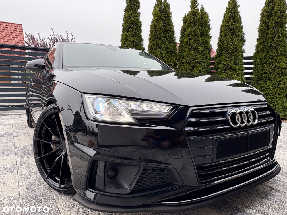Audi A4 Avant 40 TDI S Line S tronic - 1