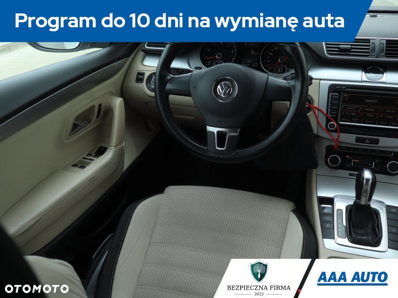 Volkswagen Passat CC - 9