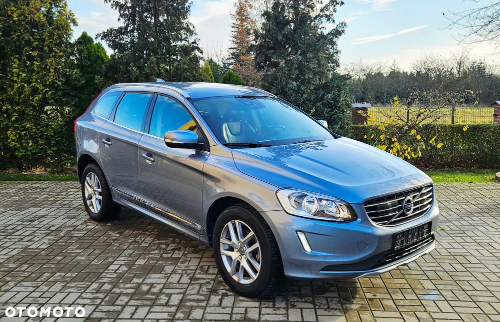 Volvo XC 60 D4 Geartronic Summum - 3