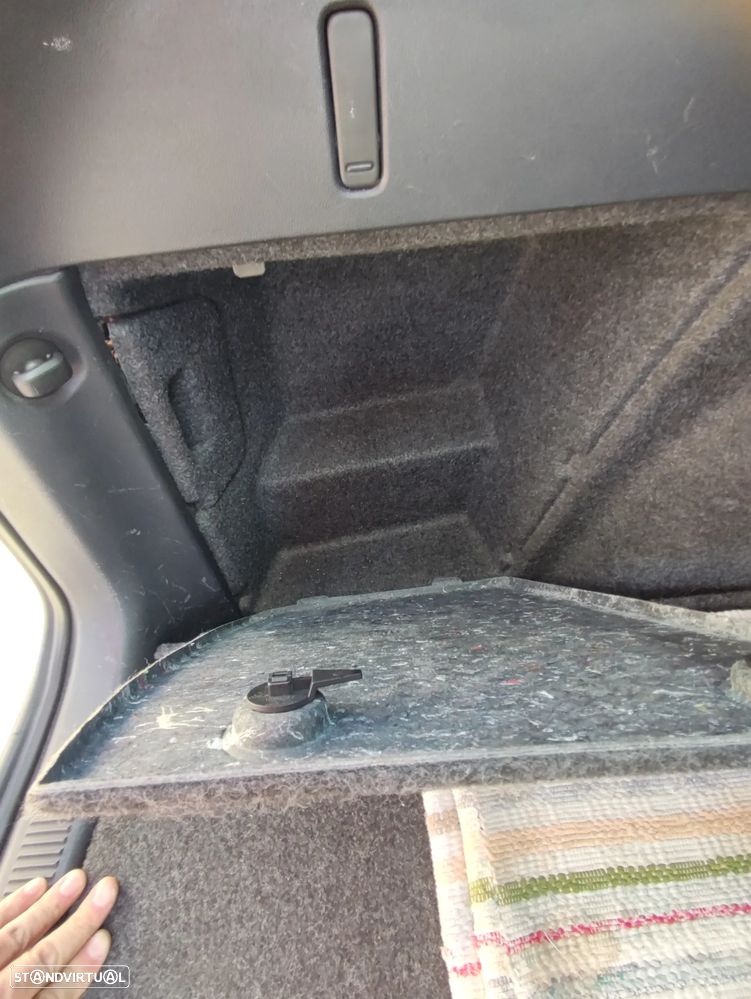 Skoda Octavia Break 1.6 TDi Elegance Pack - 19