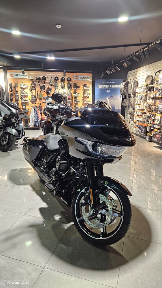 Harley-Davidson Road Glide - 5