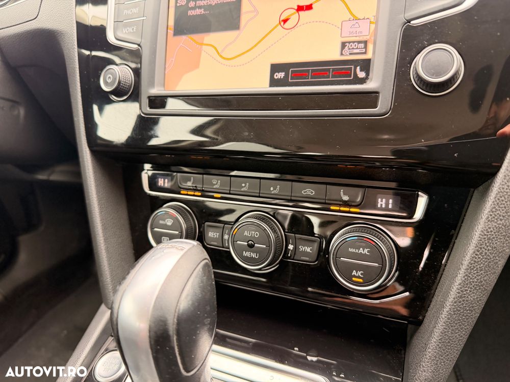 Volkswagen Passat 1.6 TDI SCR DSG Business - 25