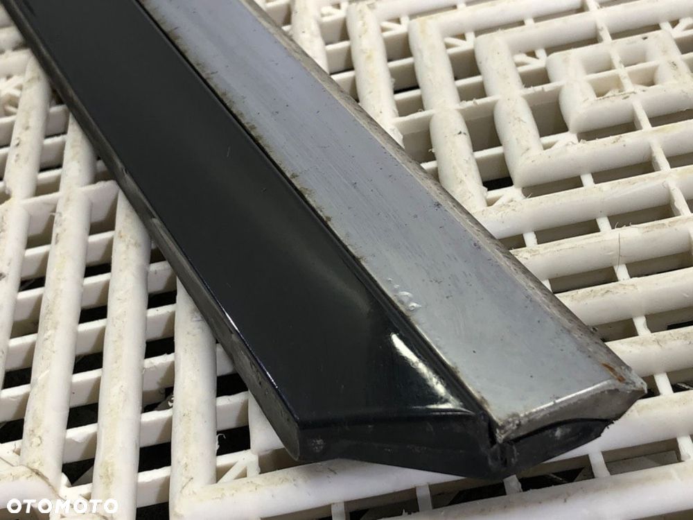 LISTWA DRZWI PRAWY PRZÓD - 69.00 PLN - VW PASSAT B8 Variant (3G5, CB5) 2014 - 2022 2.0 TDI 4motion - 3