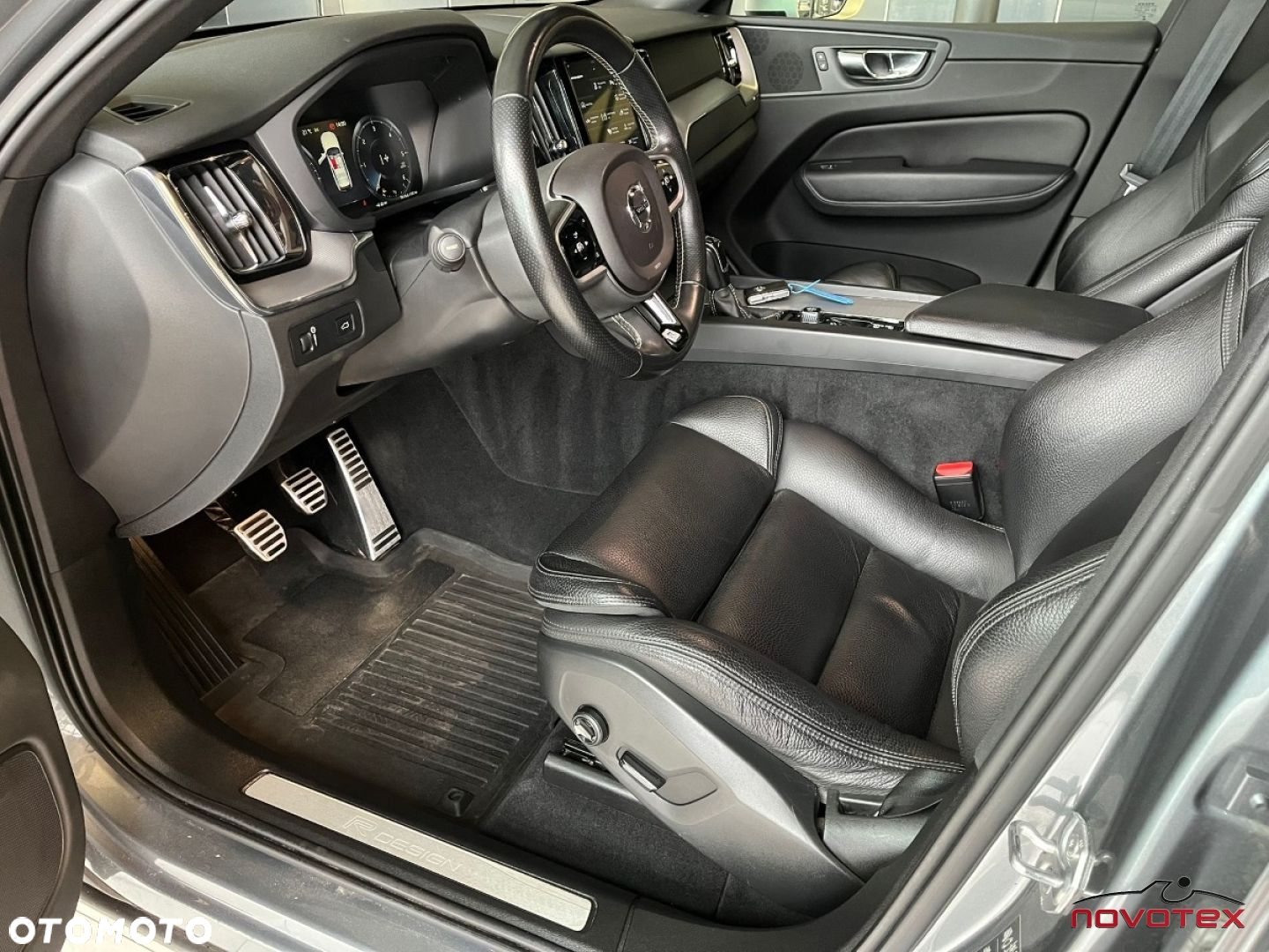 Volvo XC 60 D3 R-Design - 10