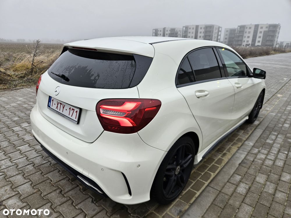Mercedes-Benz Klasa A 180 (BlueEFFICIENCY) 7G-DCT AMG Sport - 32