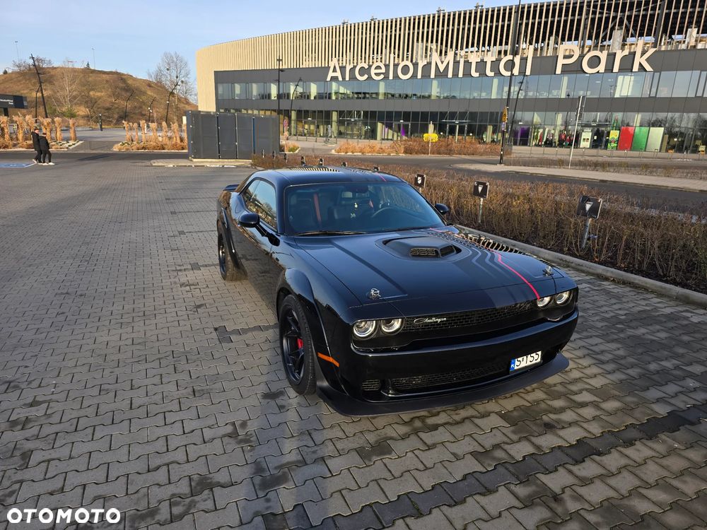 Dodge Challenger ver-6-4-scat-pack-widebody - 9