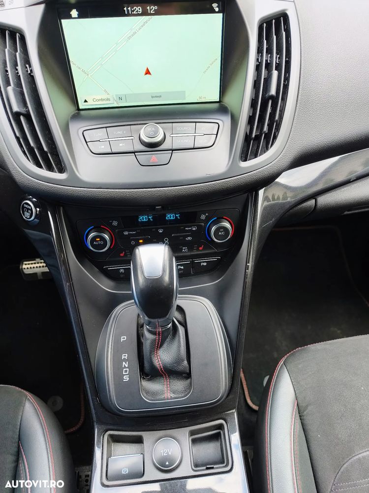 Ford Kuga 2.0 TDCi 4x4 Aut. ST-Line - 14