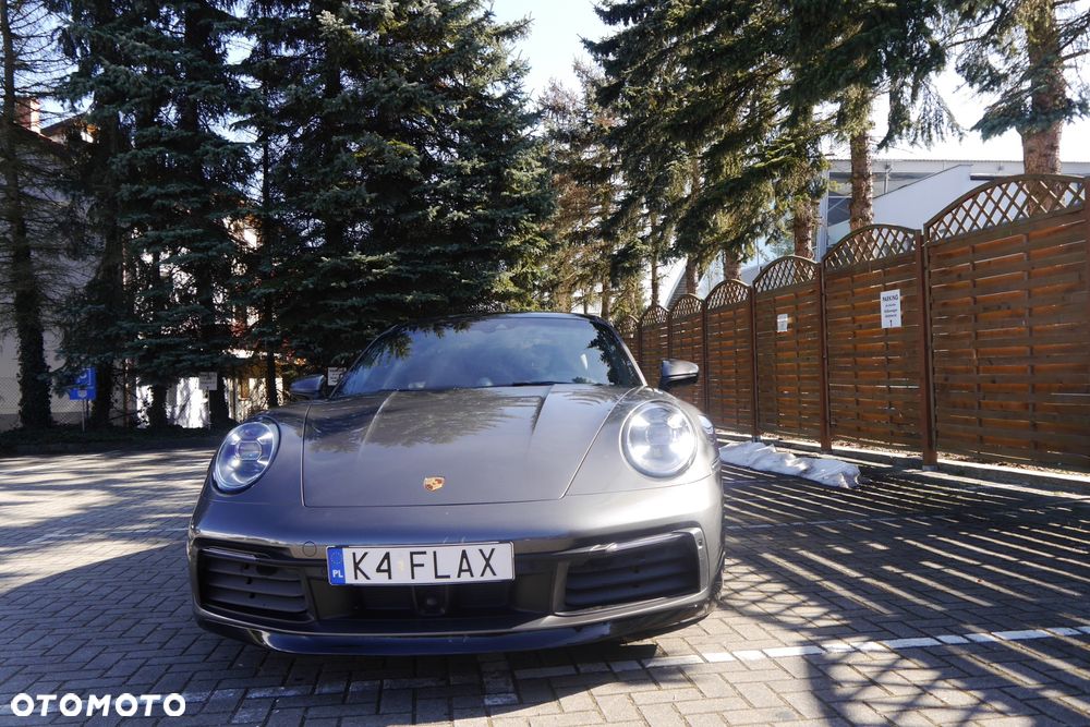 Porsche 911 Carrera 4S - 10