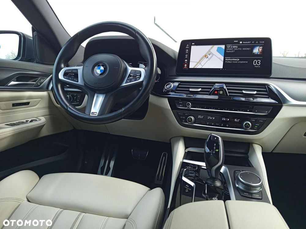 BMW 6GT - 14