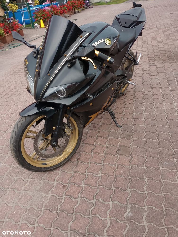 Yamaha YZF - 7