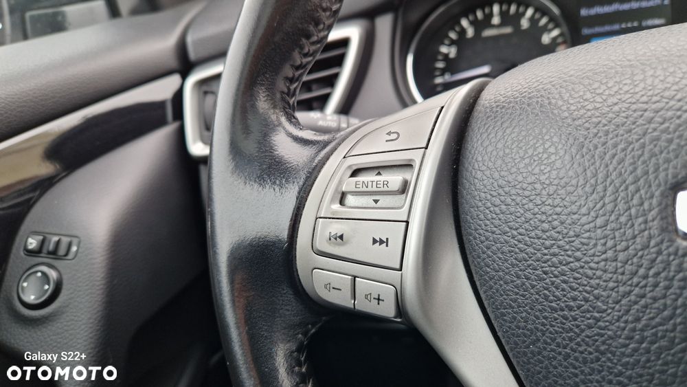 Nissan Qashqai 1.2 DIG-T 360 - 12