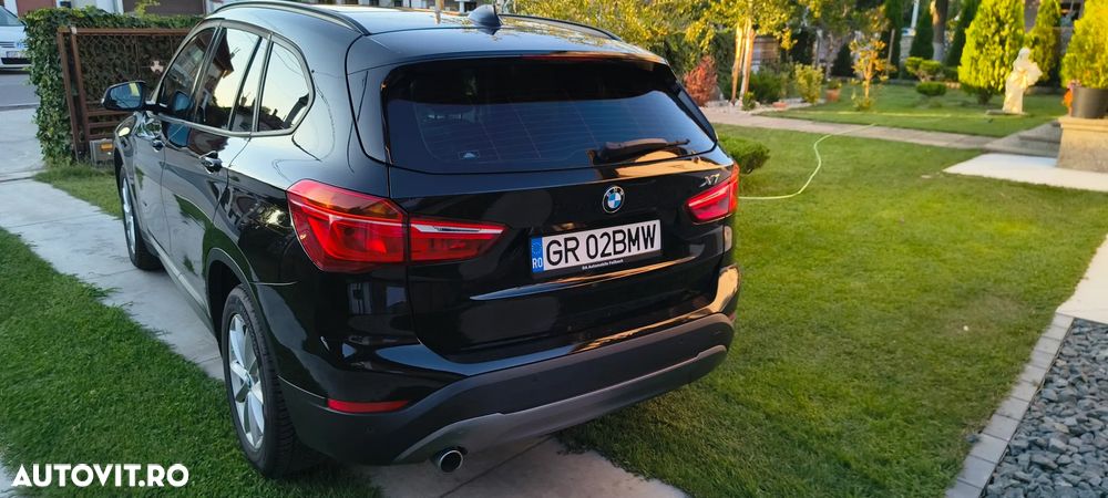 BMW X1 xDrive18d - 9