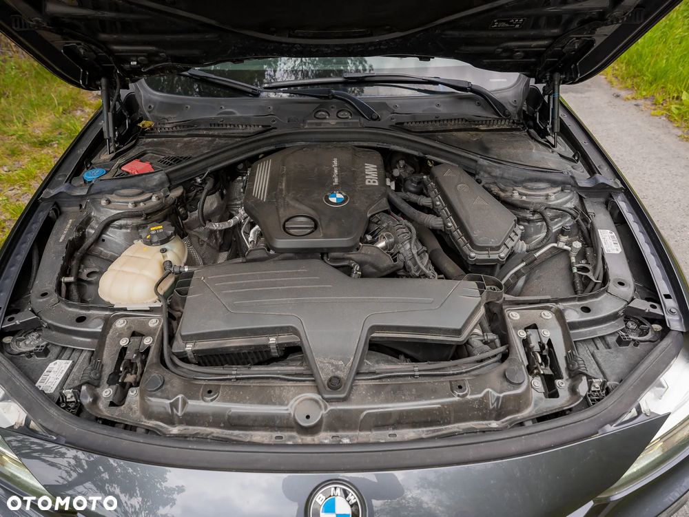 BMW Seria 3 320d M Sport Shadow - 39