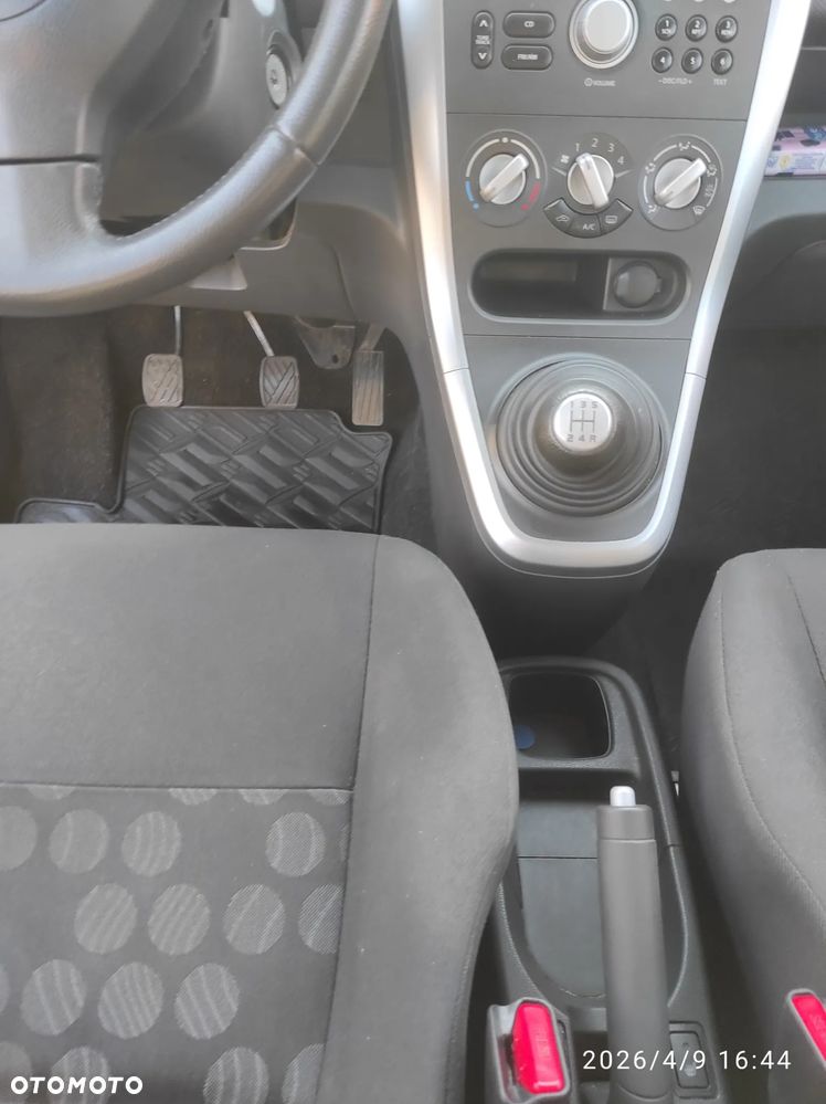 Suzuki Splash 1.2 GLX / Comfort - 4