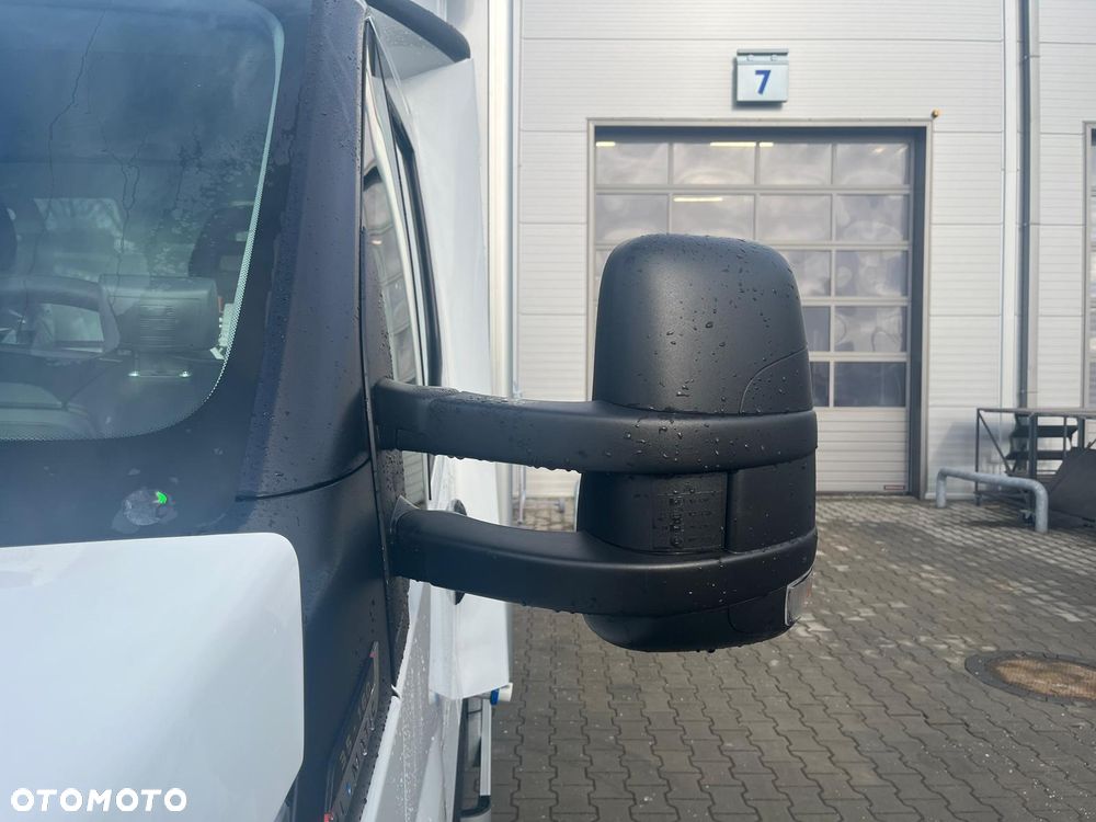 Iveco Daily 35S16H3.0A8 Izoterma 8 EP / Agregat z grzaniem + 230V - 5