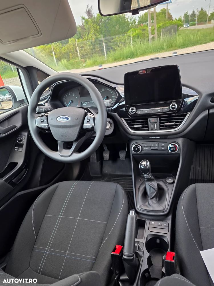 Ford Fiesta - 11