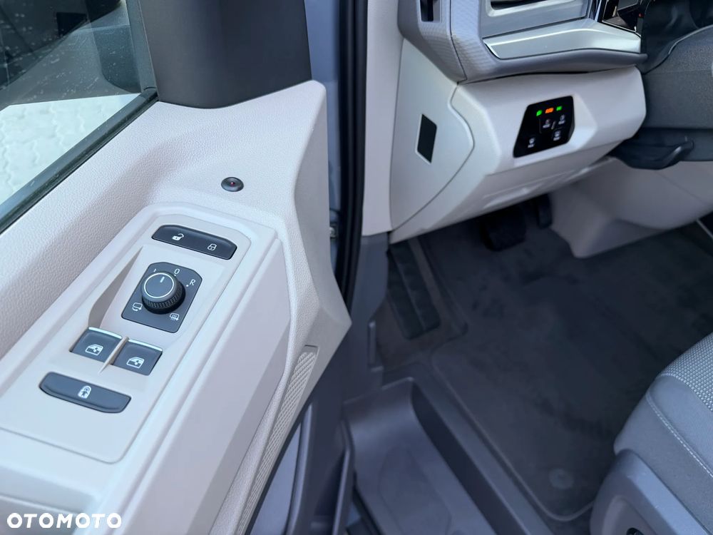 Volkswagen Multivan 2.0 TDI L1 70 Years Bulli DSG - 15