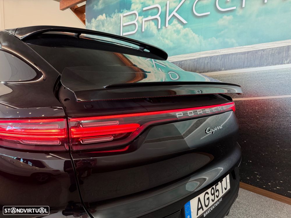 Porsche Cayenne Coupé E-Hybrid - 5