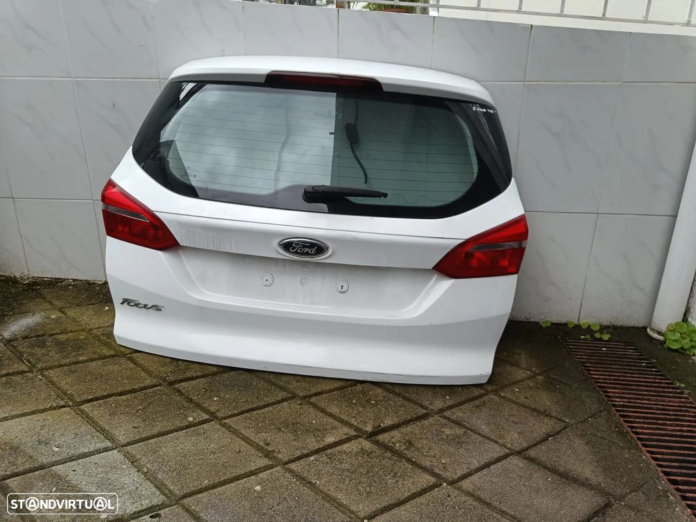 Tampa mala Ford focus Sw carrinha 2017 - 2