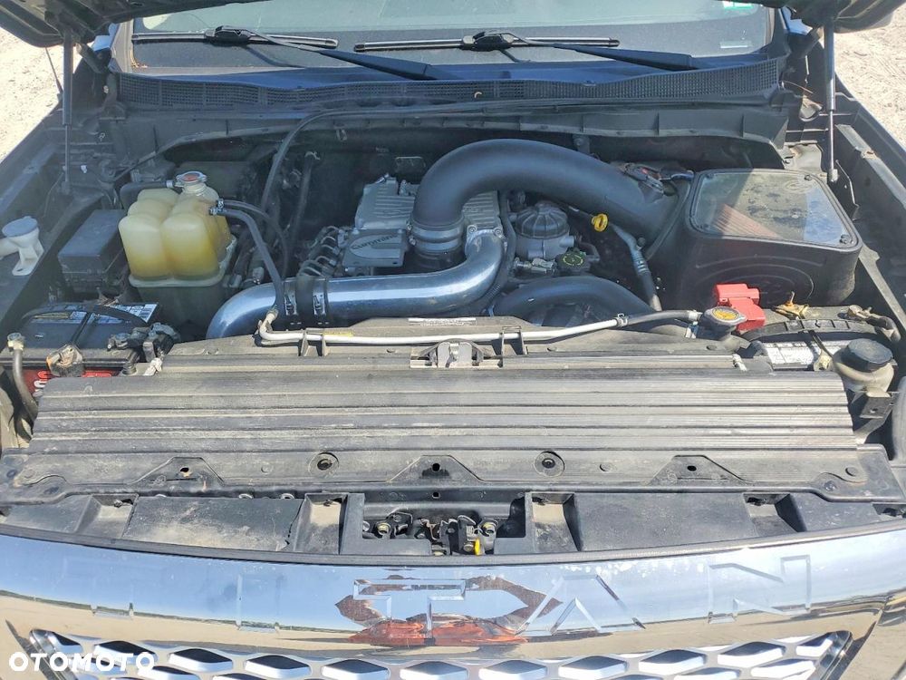 Nissan Titan - 12