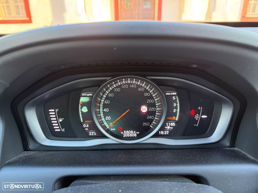 Volvo XC 60 - 6