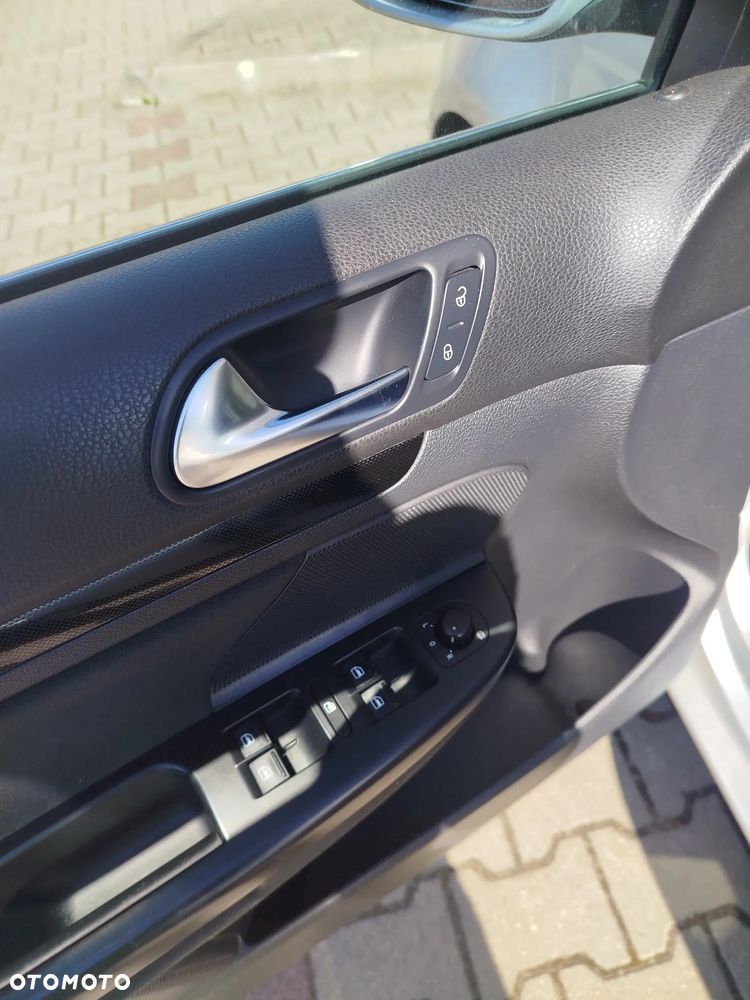 Volkswagen Golf 1.6 TDI BlueMot Trendline - 8