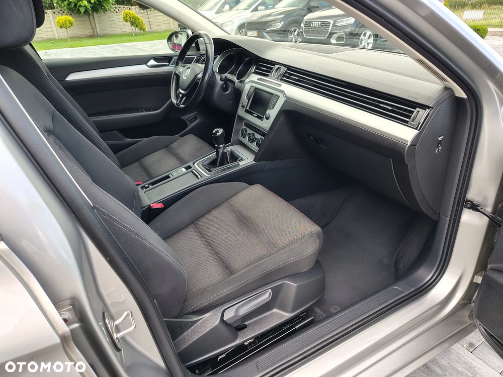Volkswagen Passat 2.0 TDI BMT Highline - 15