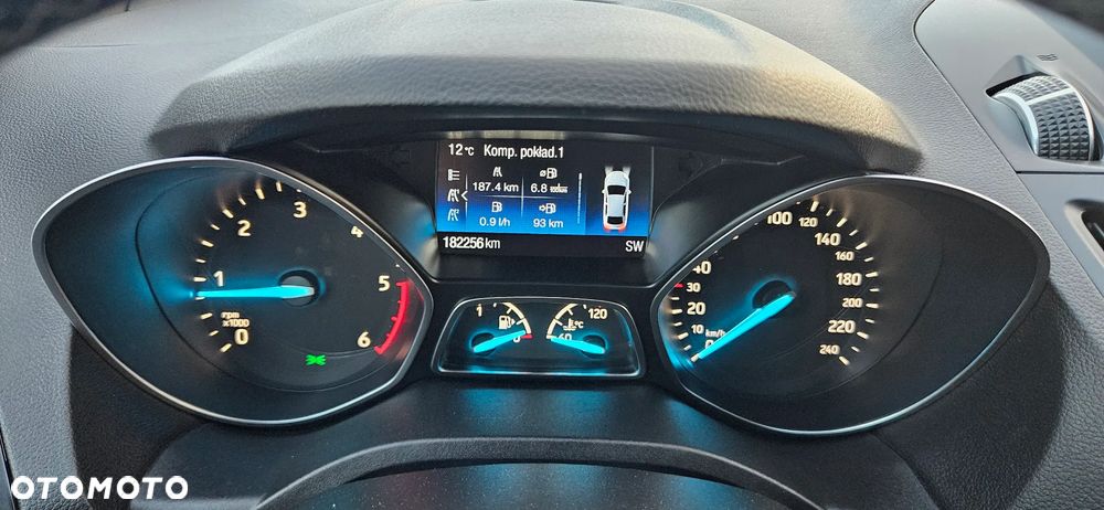 Ford Kuga 2.0 TDCi 2x4 ST-Line - 19