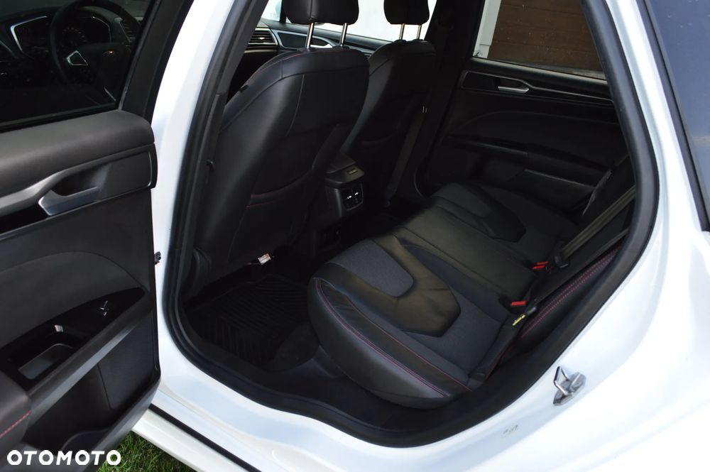 Ford Mondeo 2.0 TDCi Bi-Turbo PowerShift-Aut ST-Line - 34