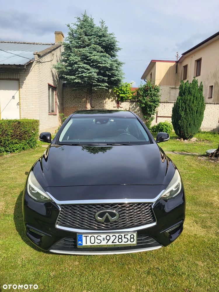 Infiniti Q30 1.5d - 2