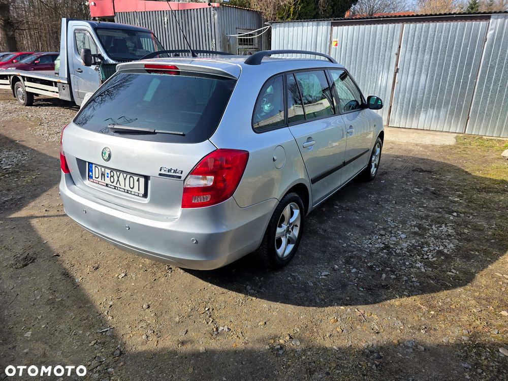 Skoda Fabia 1.2 HTP Elegance - 3