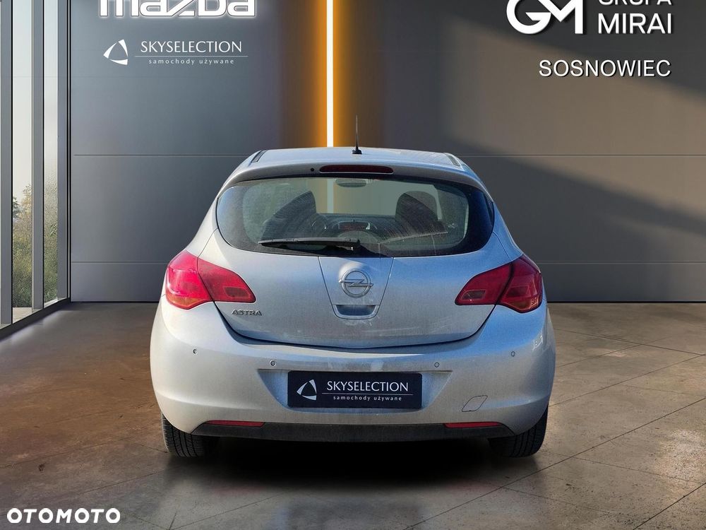 Opel Astra - 5