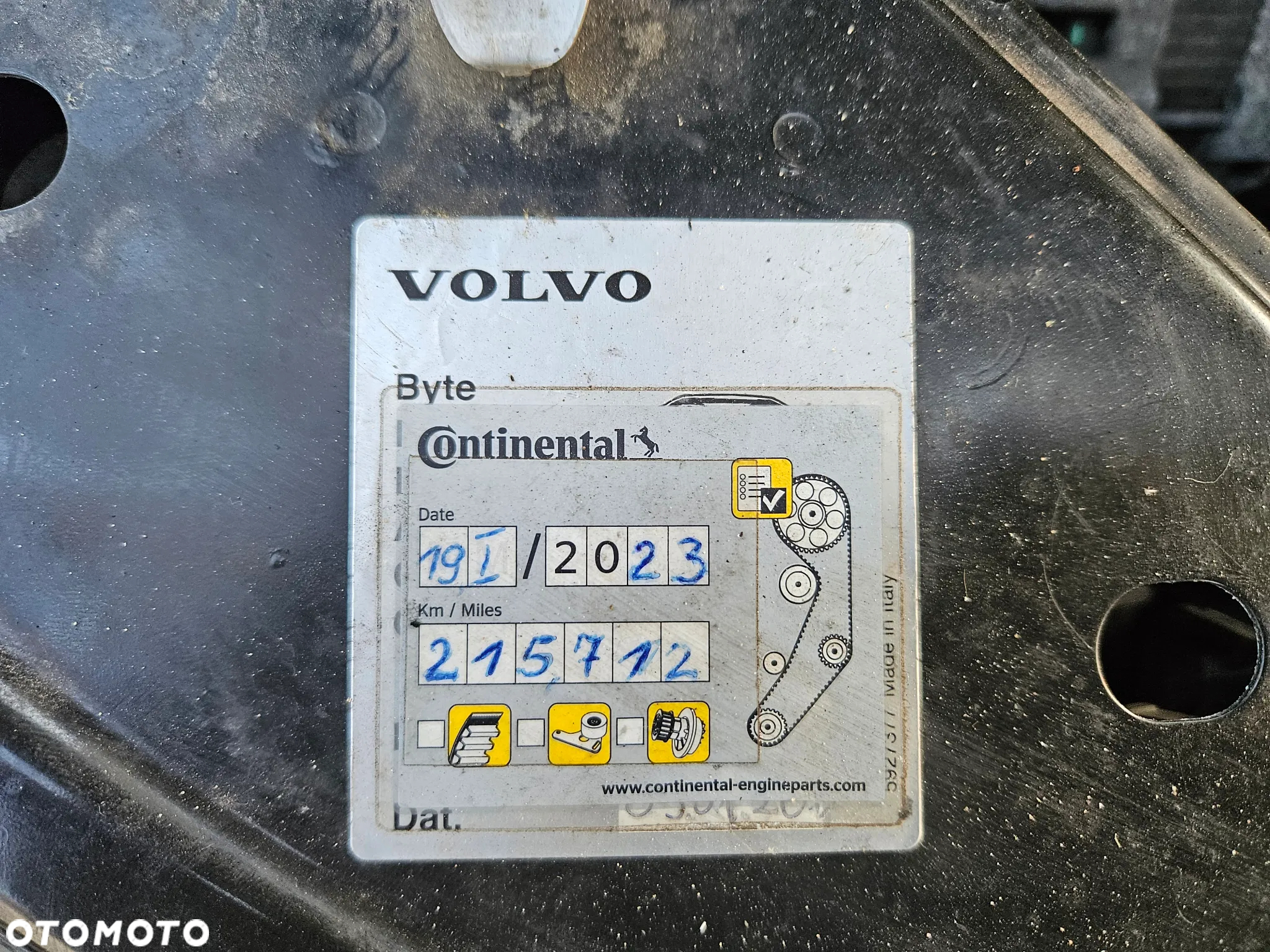 Volvo V70 D4 Geartronic Momentum - 28